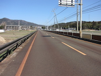 茶色の道路